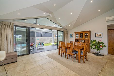 Photo of property in 1 Topping Place, Whitianga, 3510