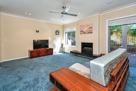 Photo of property in 11 Swindon Close, Mellons Bay, Auckland, 2014