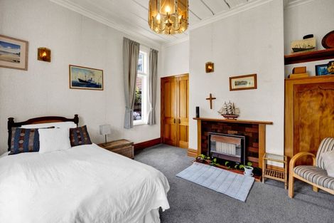 Photo of property in 22 Mills Street, Eltham, 4322