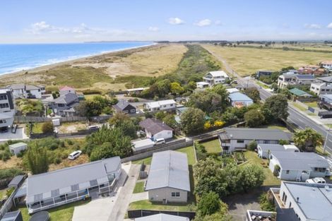 Photo of property in 1321c Papamoa Beach Road, Papamoa Beach, Papamoa, 3118