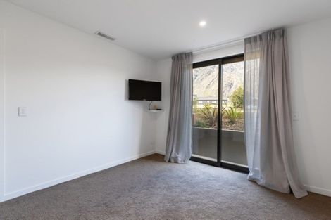 Photo of property in 1a Rannoch Drive, Jacks Point, Queenstown, 9371