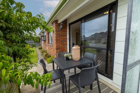 Photo of property in 16 Berwick Place, Mount Maunganui, 3116