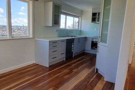 Photo of property in 602 East Coast Road, Pinehill, Auckland, 0630