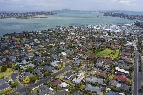 Photo of property in 6 Himalaya Drive, Half Moon Bay, Auckland, 2012