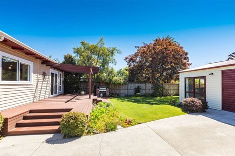 Photo of property in 57 Sandwich Road, Beckenham, Christchurch, 8023