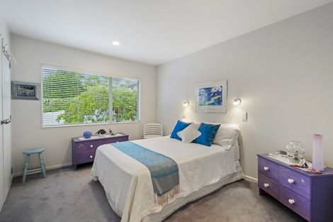 Photo of property in 17a Beach Road, Manly, Whangaparaoa, 0930