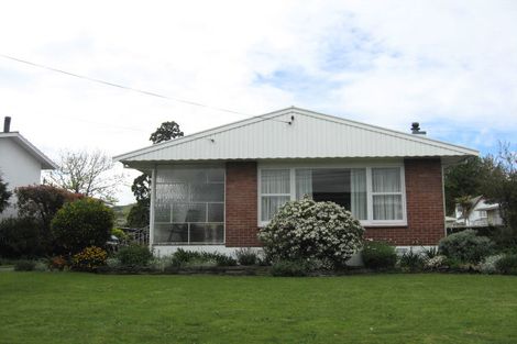 Photo of property in 24 Devon Street, Stoke, Nelson, 7011