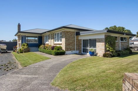 Photo of property in 18 Beach Road, Katikati, 3129
