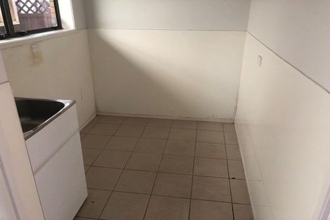 Photo of property in 21 Palliser Lane, Browns Bay, Auckland, 0630