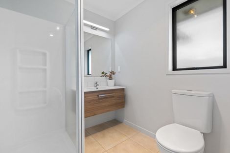 Photo of property in 8 Turnbridge Street, Pyes Pa, Tauranga, 3112