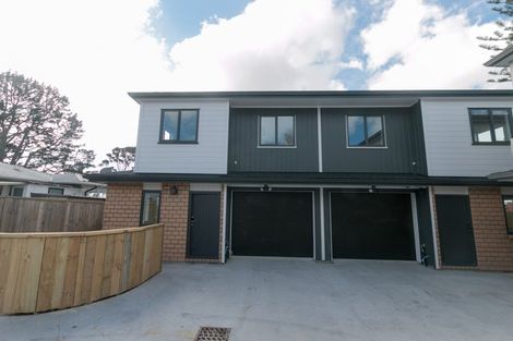 Photo of property in 17e Martin Place, Kelston, Auckland, 0602