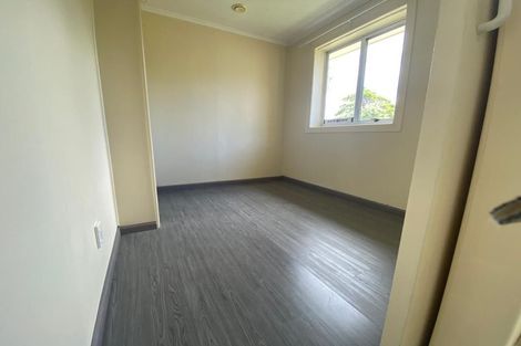 Photo of property in 3/12 Routley Drive, Glen Eden, Auckland, 0602