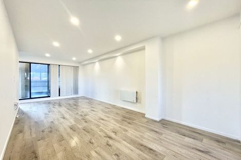 Photo of property in 15/54 Taharoto Road, Takapuna, Auckland, 0622