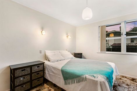 Photo of property in 37 Tiraumea Drive, Pakuranga, Auckland, 2010