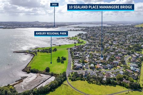Photo of property in 10 Sealand Place, Mangere Bridge, Auckland, 2022