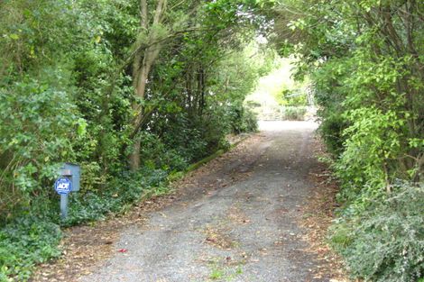 Photo of property in 21 Marine Parade, Macandrew Bay, Dunedin, 9014