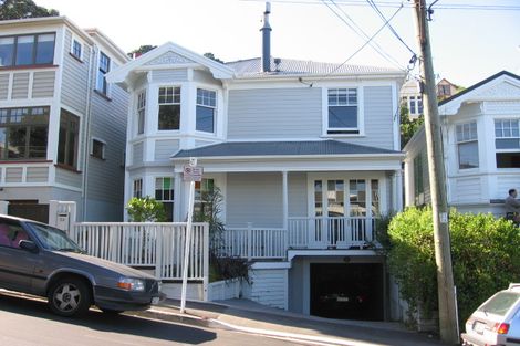 Photo of property in 56 Hawker Street, Mount Victoria, Wellington, 6011