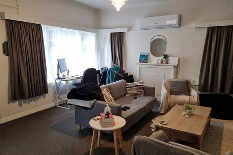 Photo of property in 1/57 Hawker Street, Mount Victoria, Wellington, 6011