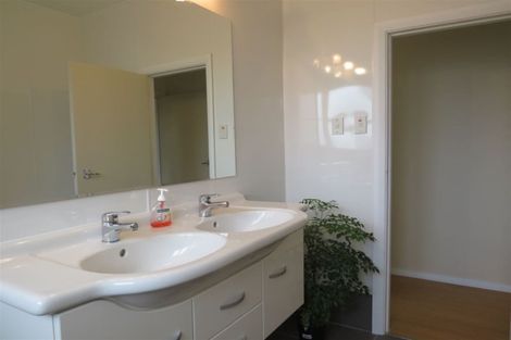 Photo of property in 21 Edinburgh Street, Levin, 5510