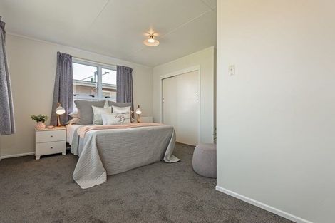 Photo of property in 28 Holdsworth Avenue, Milson, Palmerston North, 4414