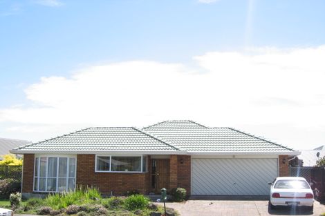 Photo of property in 10 Orlando Crescent, Waimairi Beach, Christchurch, 8083