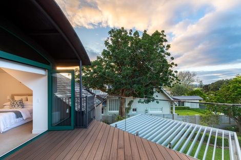 Photo of property in 1/16 Clifton Road, Hauraki, Auckland, 0622