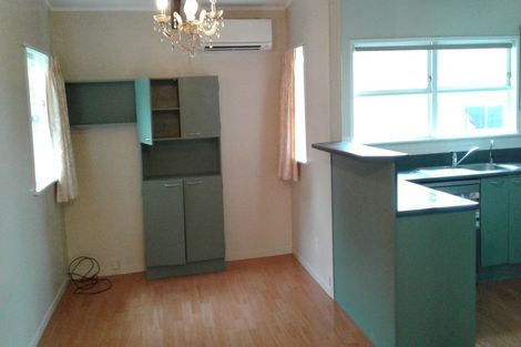 Photo of property in 65 Mcfadzean Drive, Blockhouse Bay, Auckland, 0600