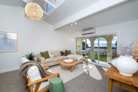 Photo of property in 24 Charles Street, Westshore, Napier, 4110