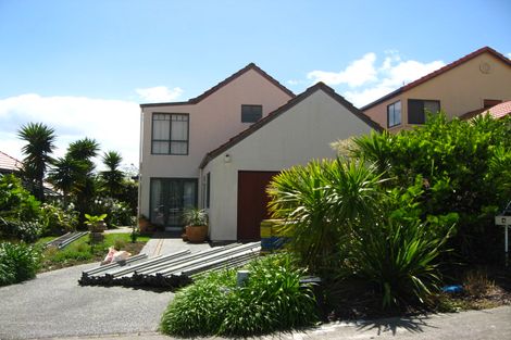 Photo of property in 6 Parkwood Crescent, Gulf Harbour, Whangaparaoa, 0930