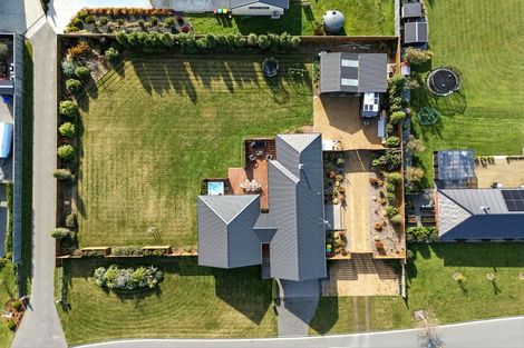 Photo of property in 33 Silver Peaks Drive, West Melton, 7618