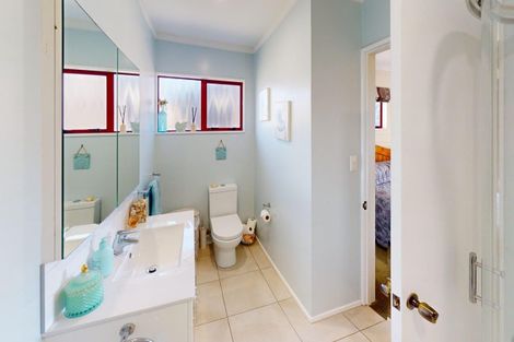 Photo of property in 27a Rua Avenue, Waitarere Beach, Levin, 5510