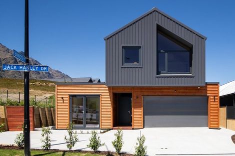 Photo of property in 35 Jack Hanley Drive, Jacks Point, Queenstown, 9371
