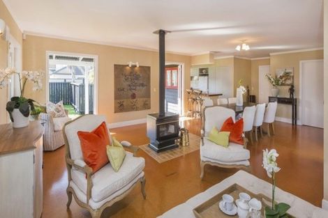 Photo of property in 1/53a Hattaway Avenue, Bucklands Beach, Auckland, 2012