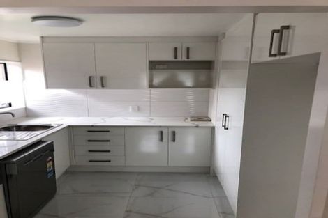 Photo of property in 2/328 Bucklands Beach Road, Bucklands Beach, Auckland, 2012