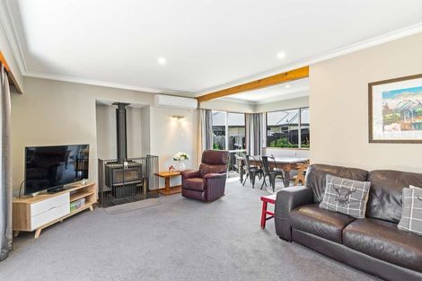Photo of property in 52 Mcmurdo Street, Tinwald, Ashburton, 7700