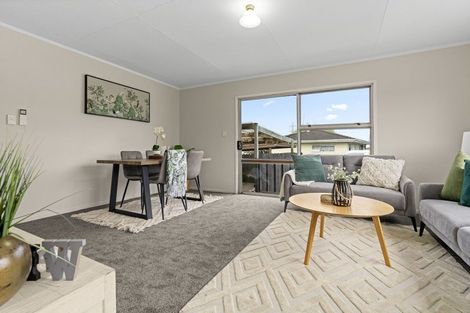 Photo of property in 1/27 Dillon Crescent, Clover Park, Auckland, 2019