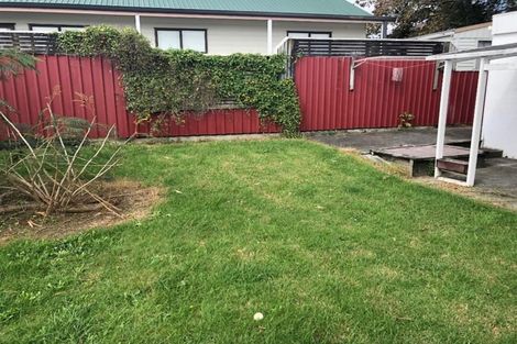 Photo of property in 3 Hawke Place, Pukekohe, 2120