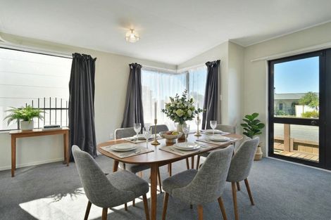 Photo of property in 38 Titoki Crescent, Pirimai, Napier, 4112