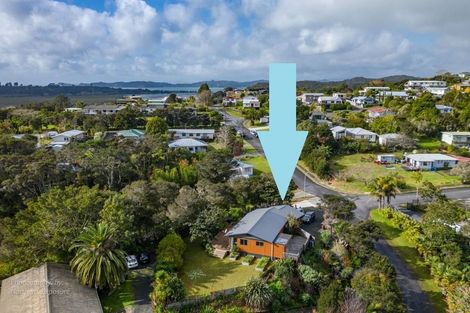 Photo of property in 99 Yorke Road, Haruru, 0204