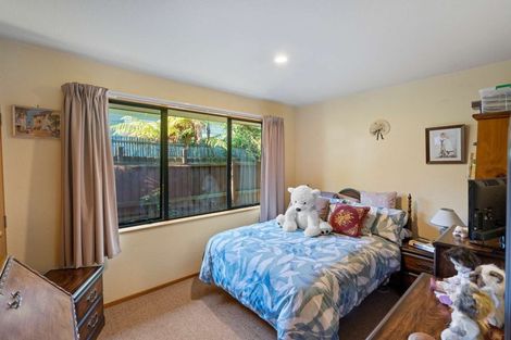 Photo of property in 2/16 James K Baxter Place, Addington, Christchurch, 8024