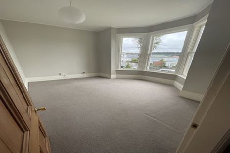 Photo of property in 98 Wallace Street, Mount Cook, Wellington, 6021