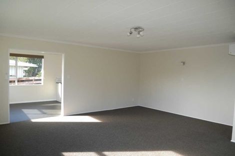 Photo of property in 32 Makarini Street, Paraparaumu, 5032