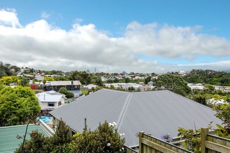 Photo of property in 41 Queens Road, Glen Avon, New Plymouth, 4312