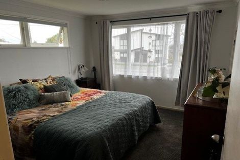 Photo of property in 41b Vera Road, Te Atatu South, Auckland, 0610