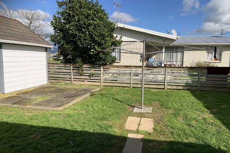 Photo of property in 1 Waimarie Park, Levin, 5510
