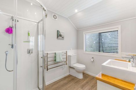 Photo of property in 117 Paremoremo Road, Lucas Heights, Auckland, 0632