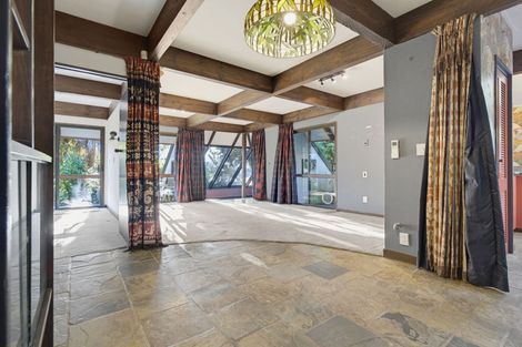 Photo of property in 17 Aquarius Drive, Kawaha Point, Rotorua, 3010