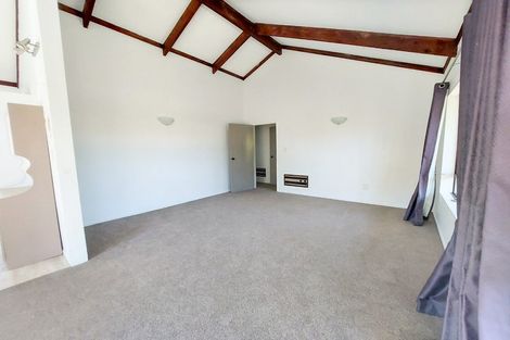 Photo of property in 17b Dover Road, St Andrews, Hamilton, 3200