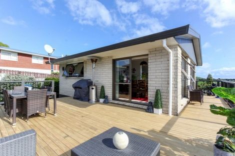 Photo of property in 14 Bronte Place, Whalers Gate, New Plymouth, 4310