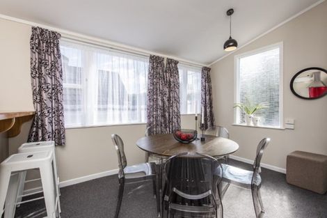 Photo of property in 296 Karori Road, Karori, Wellington, 6012